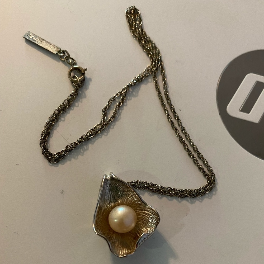 Pearl Petal necklace